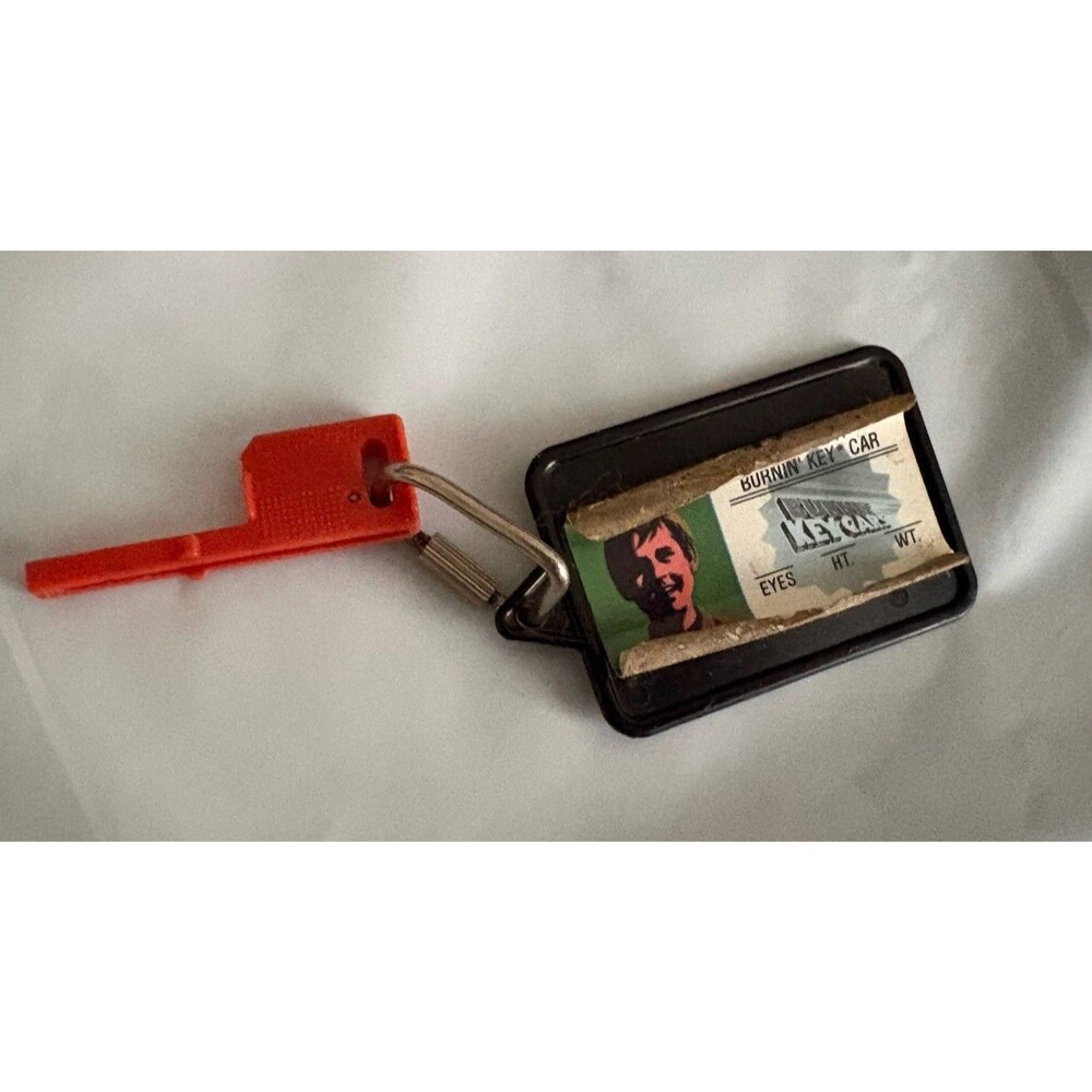 Vintage 1981 Kidco Burnin' Key Cars Launcher Key & Driver's License - AS IS